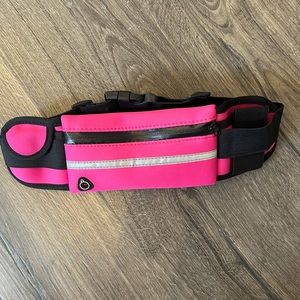 The Runner’s belt. Pink.